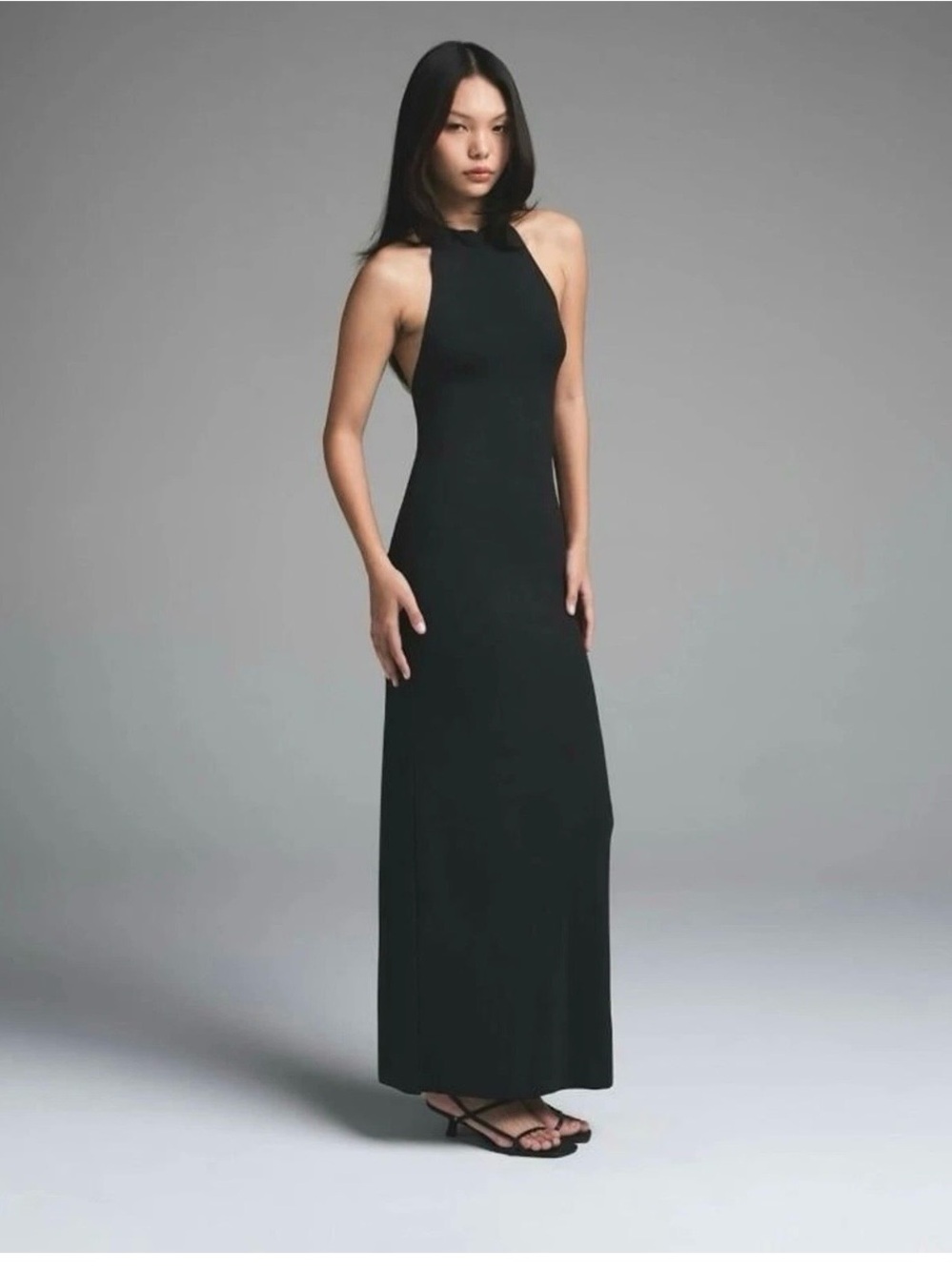 Skims cloud maxi dress color onyx  size XS - Picture 3 of 4